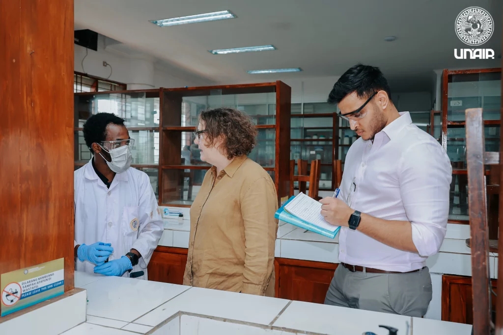 Striving for international recognition, UNAIR welcomes UK-based assessment team